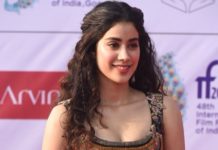 Kapoor Sisters Are Holidaying With Big B’s Granddaughter Navya