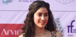 Kapoor Sisters Are Holidaying With Big B’s Granddaughter Navya